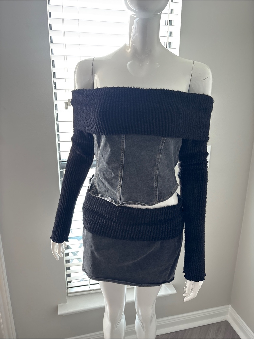 Off-Shoulder Black & Denim Knit Sleeve Sweater Set